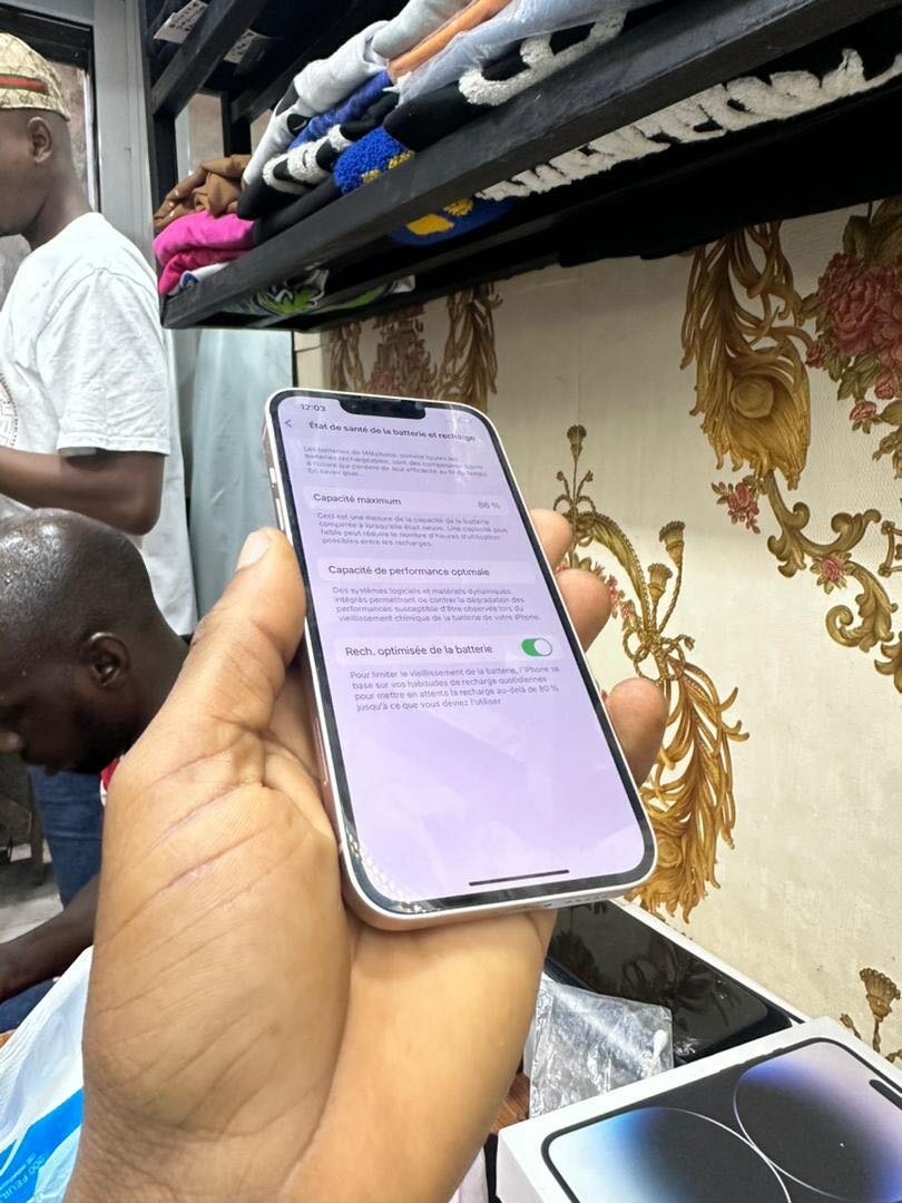 Disponible Phone 13 simple 128gb