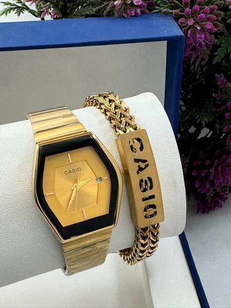 Casio chain watch with bracelets