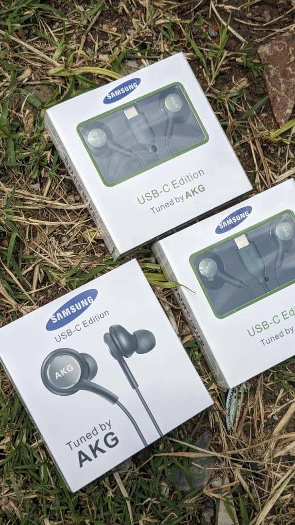 Samsung AKG TYPE C HEADSETS