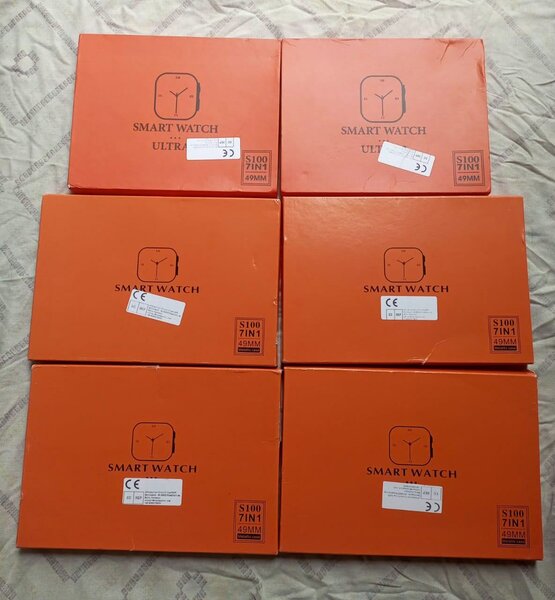 Ultra 7 in 1 smart watches + screen protector