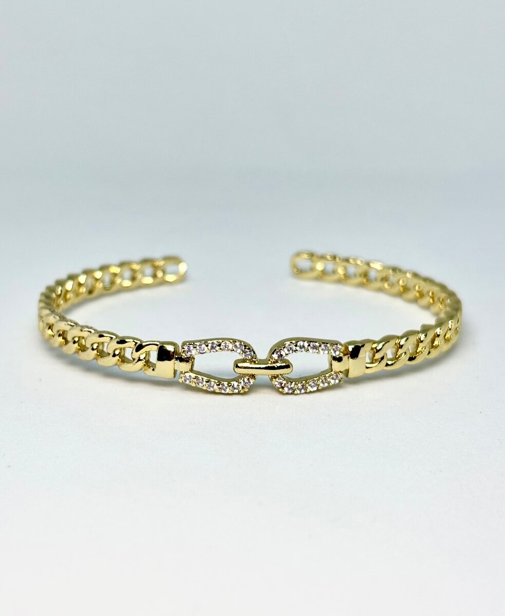 Bracelet en or chic et élégant