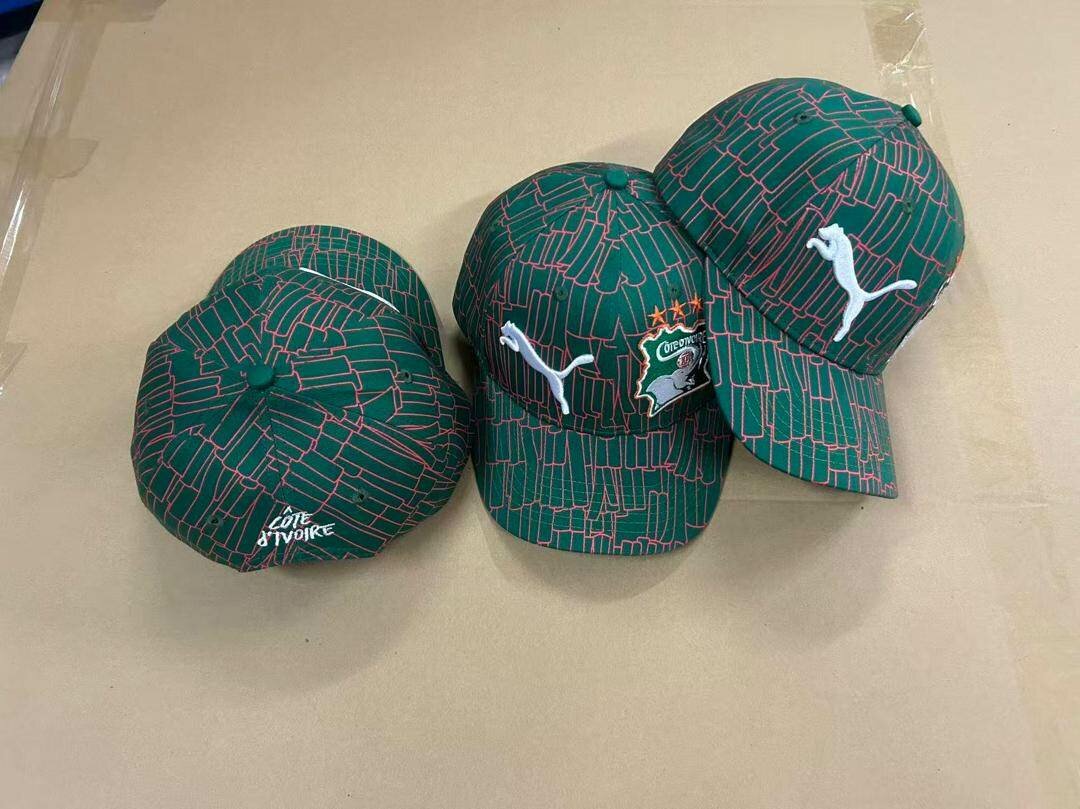 Casquettes de sport modernes