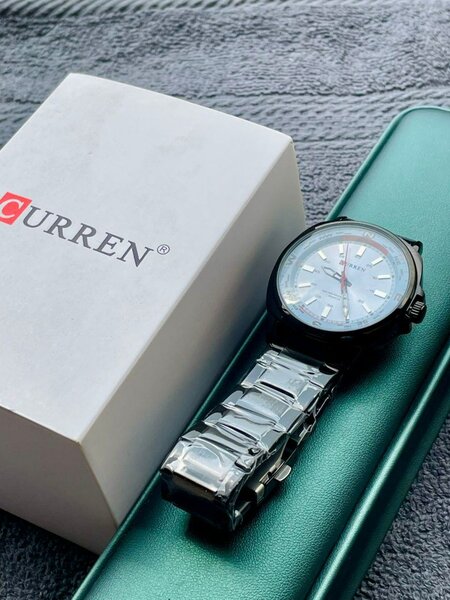 Montre curren femme