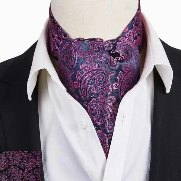 Men's tie with a beautiful print