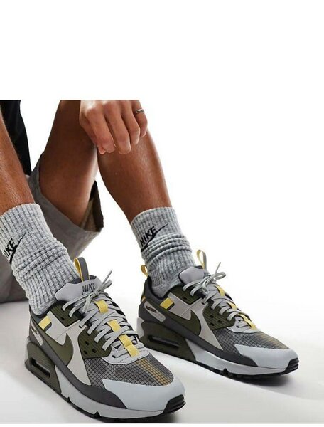 Baskets Air Max modernes