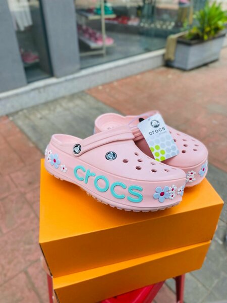 Crocs
