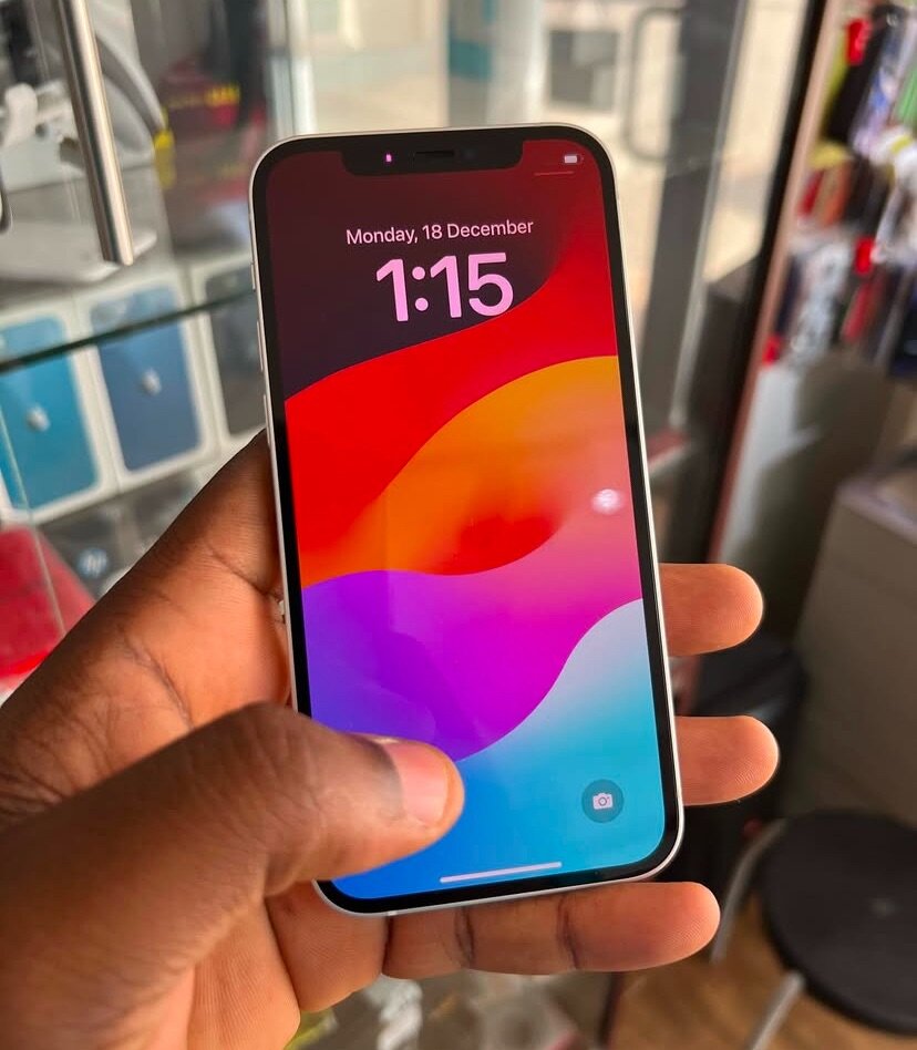 Uk Used iPhone 12 64GB Factory Unlocked Battery Health 86%