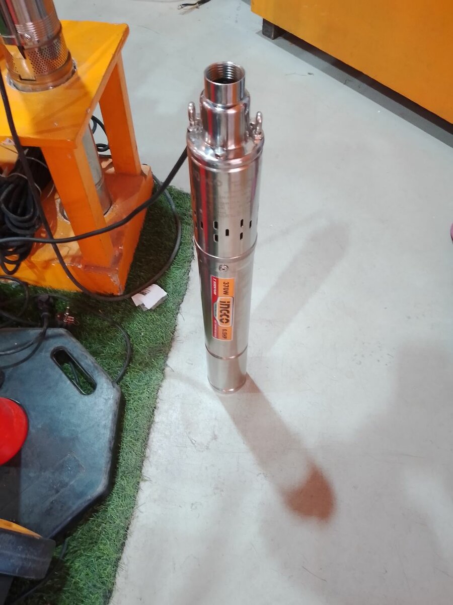 Pompe immergée 750 w pour puit et forage profondeur max103M