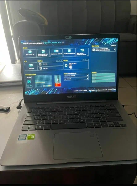 ASUS Laptop i5 8GB RAM