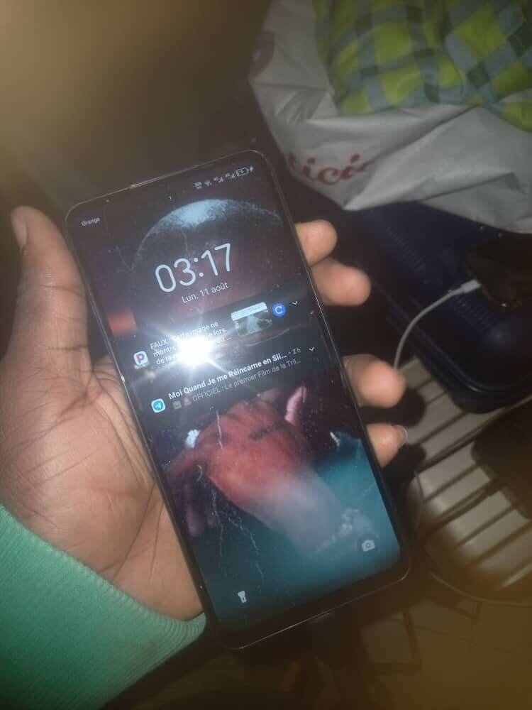 Smartphone Tecno Spark 20