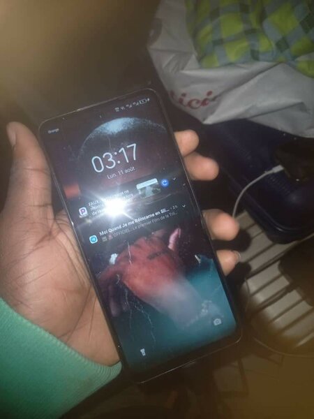 Smartphone Tecno Spark 20