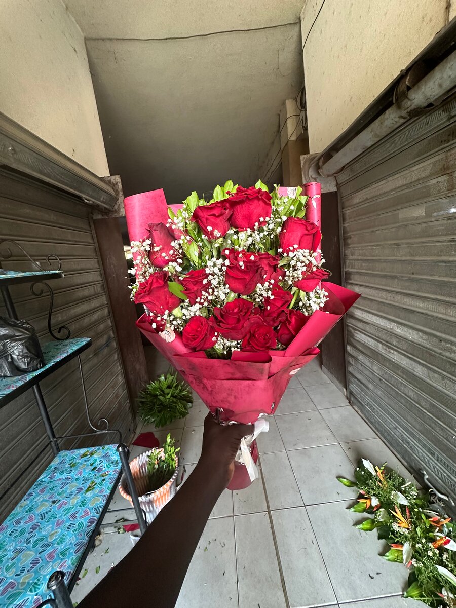 Bouquet de Roses Rouges Éclatantes