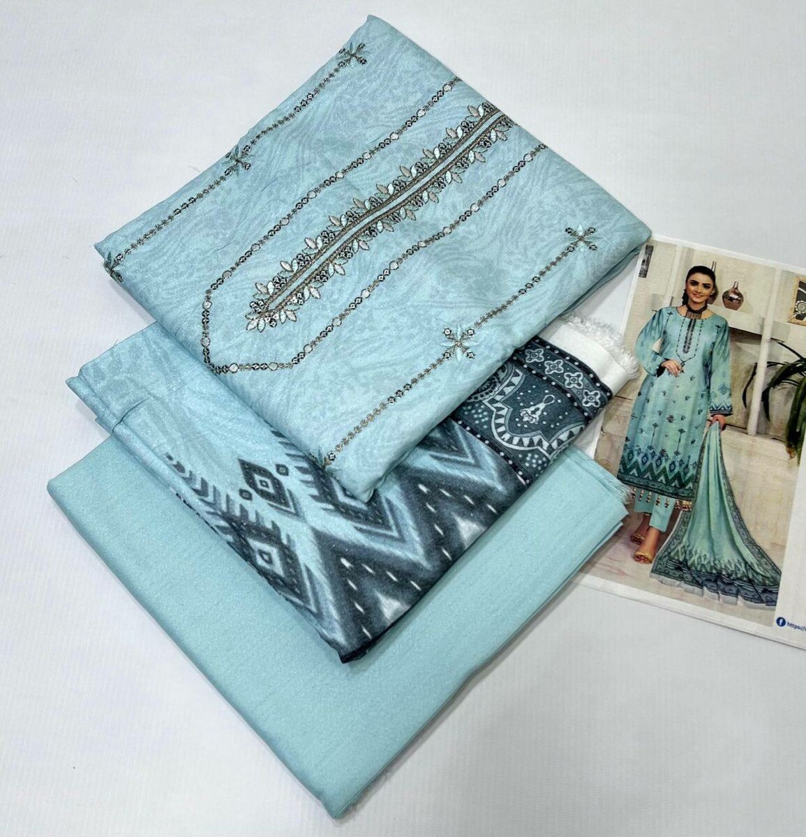 Shirt trousers and duppata