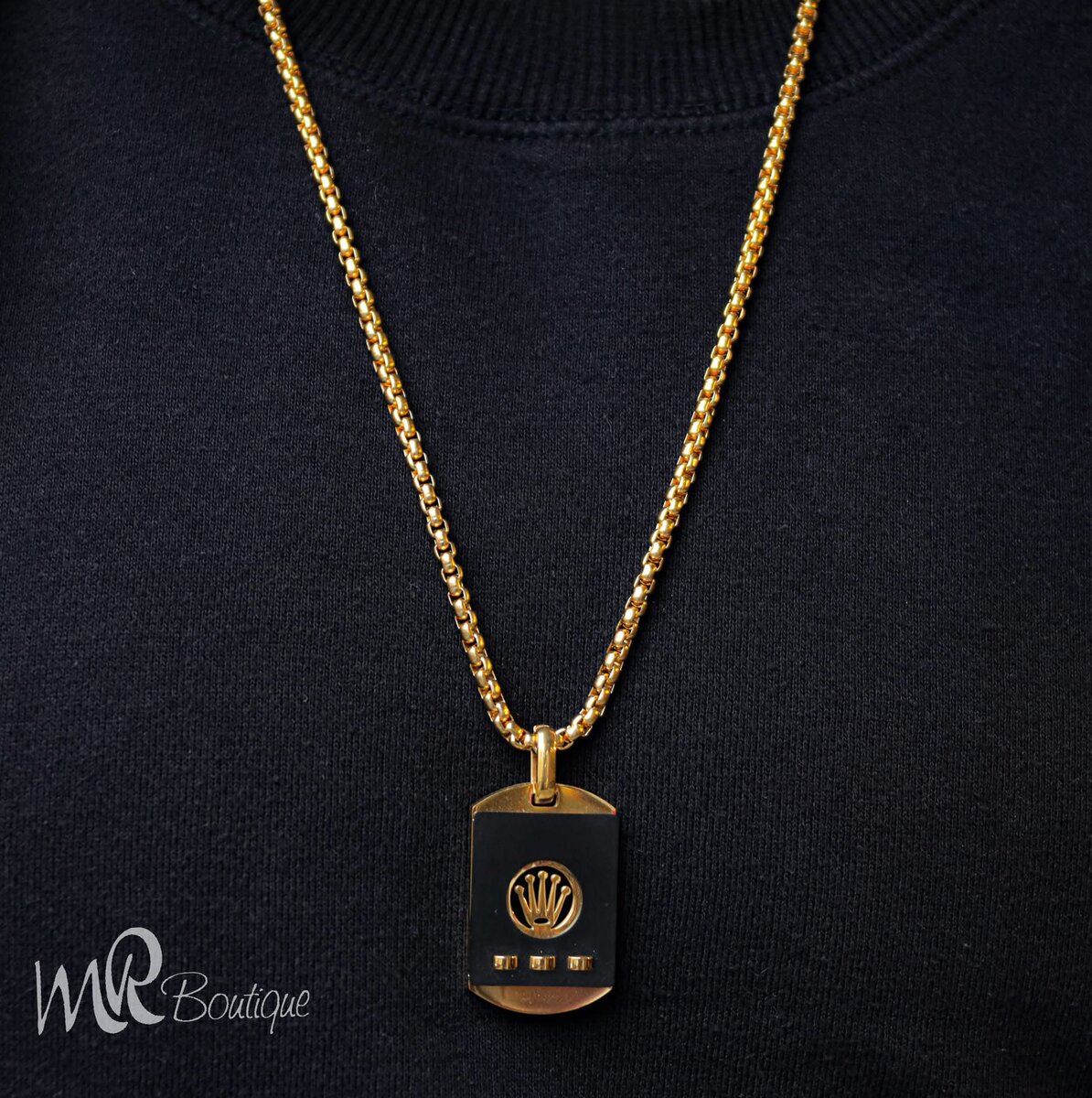 collier avec pendentif