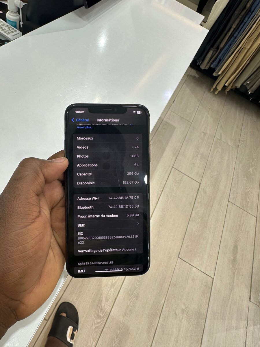 IPHONE 11 PRO MAX ( 256 Giga )