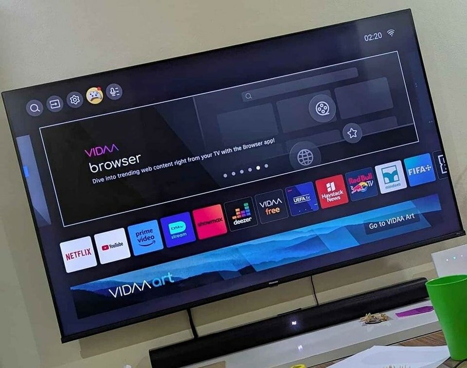 Preowned Hisense 50" smart tv 