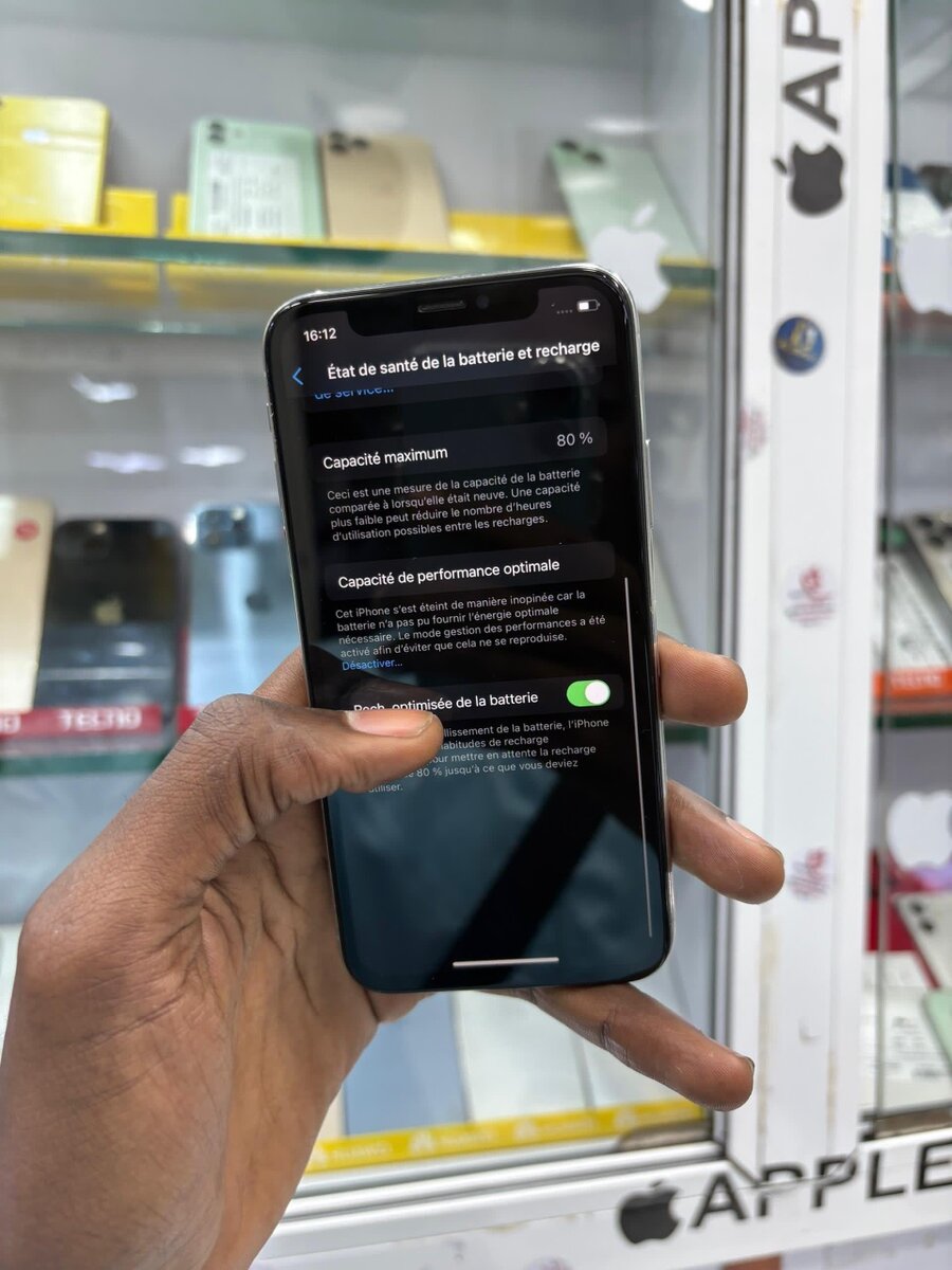 iPhone X 64giga tout passe