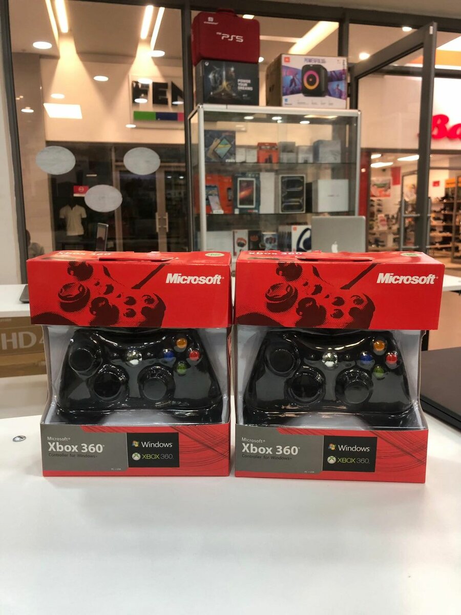 Microsoft Xbox 360 wired controller