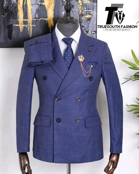 Suit bleu