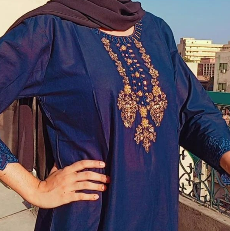 *Lawn Cotton Embroidery Whit Hand Made Whit  CutWork 2Pc*