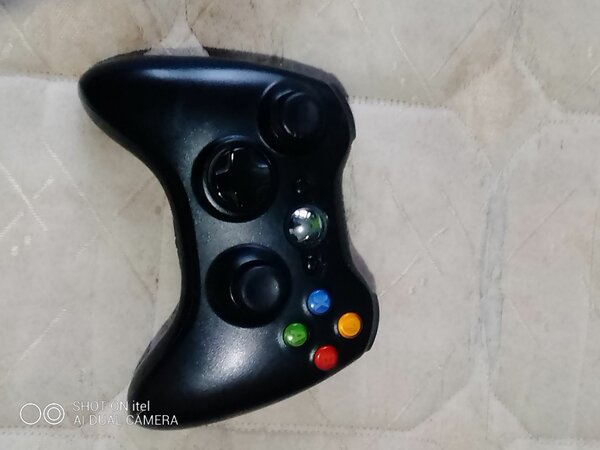 Xbox 360 250GBconsole(Renewed)