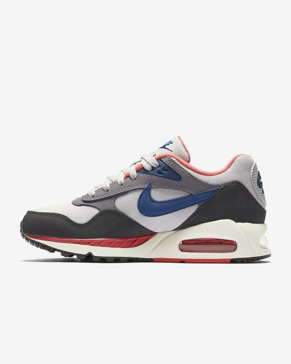 Nike Air Max Essential