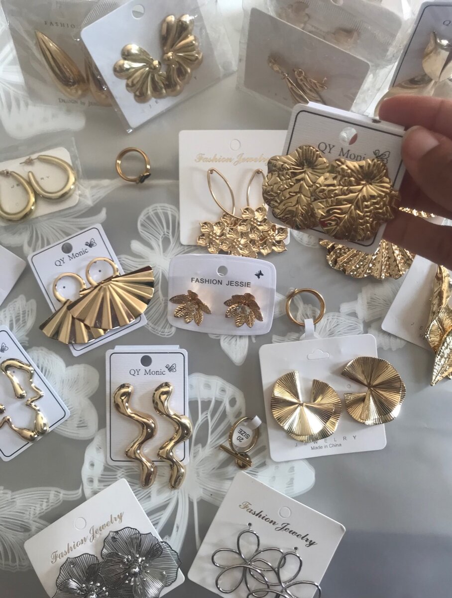 Boucles d'oreilles fantaisie dorées