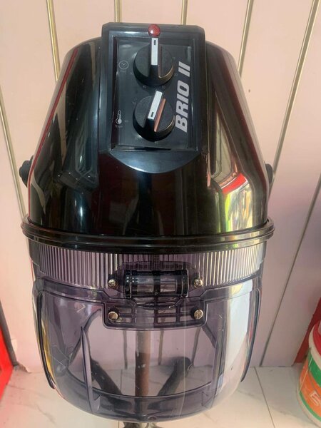 Casque séchoir à pieds noir