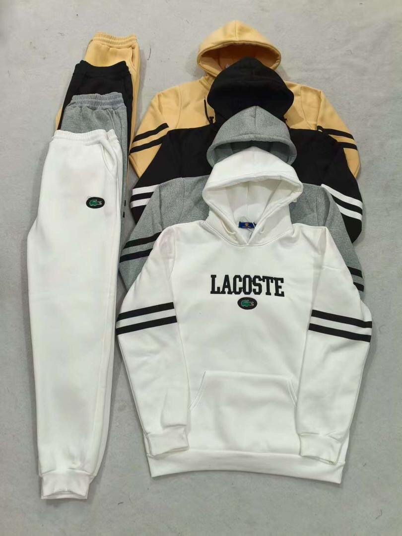 Ensemble de survêtements Lacoste