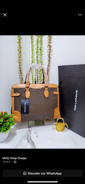 Pochette élégante moderne