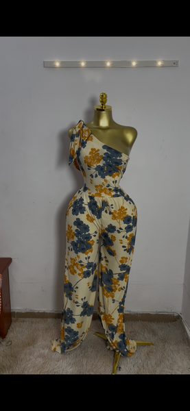 Combinaison florale asymétrique