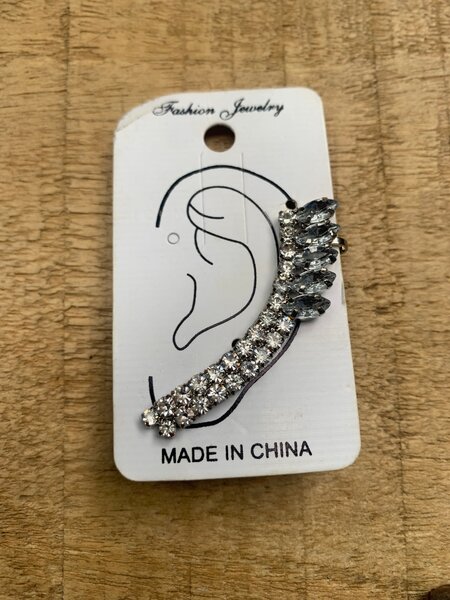 Boucle d'oreille élégante