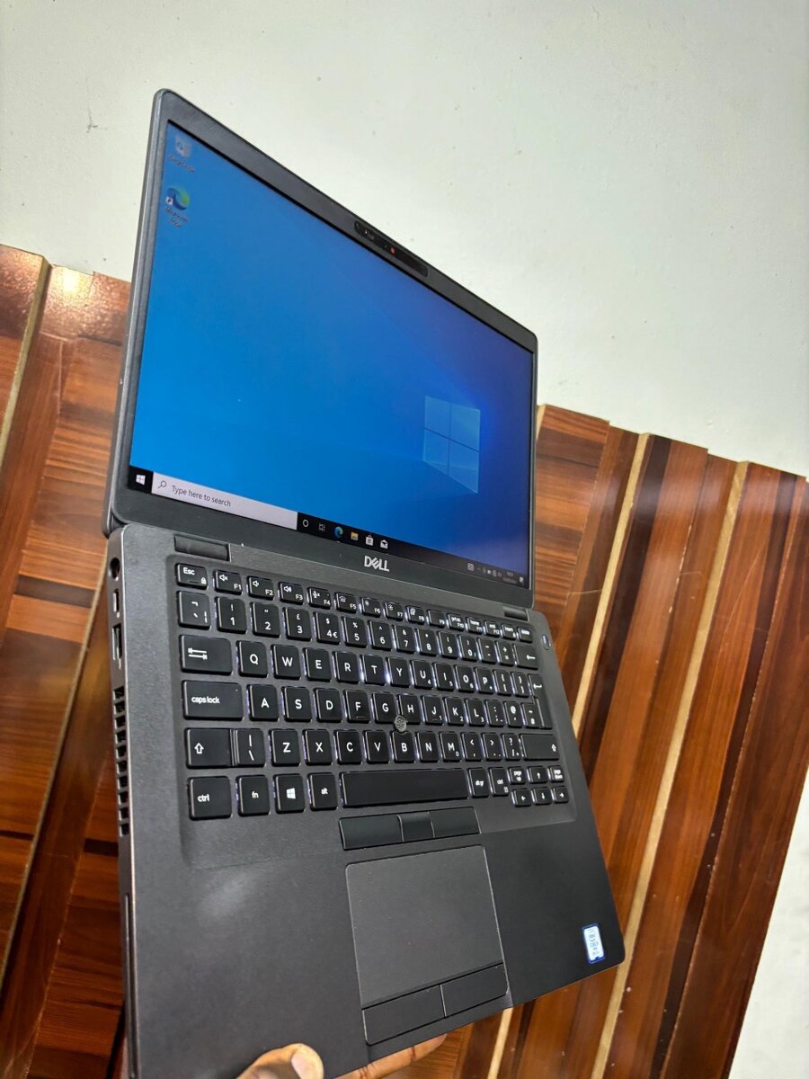 Dell latitude 5300