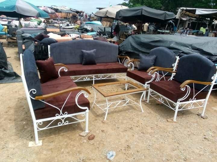 Fauteuil métallique