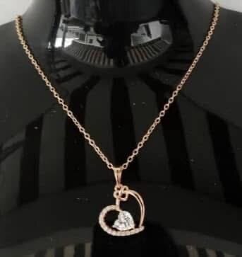 Collier pendentif papillon doré