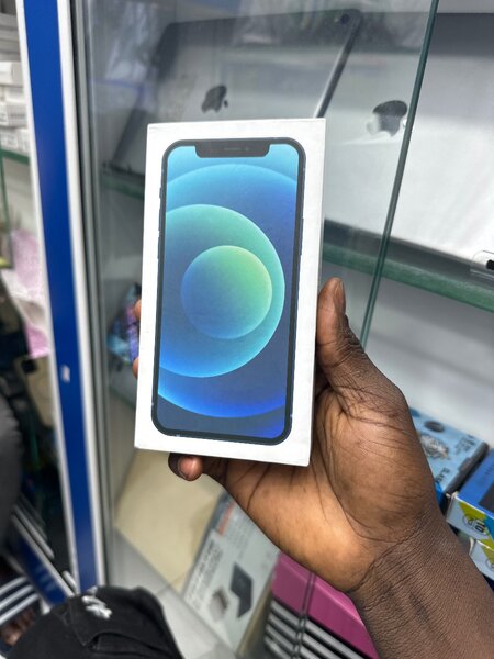 iPhone 12 simple 64GB