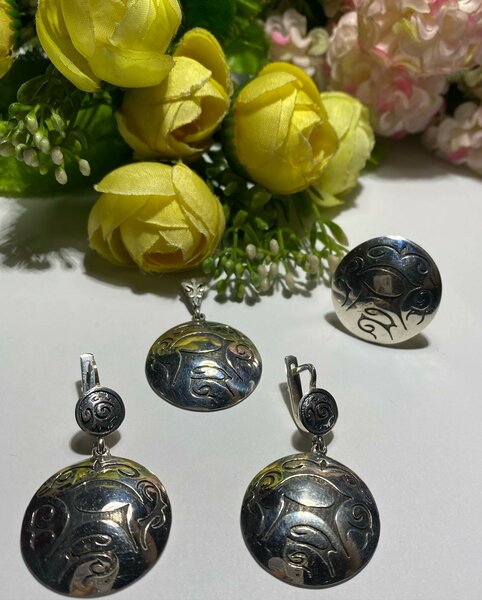 ЭТНО-КОМПЛЕКТЫ с натуральными камнями