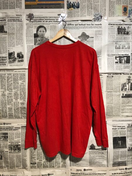T-shirt rouge à manches longues