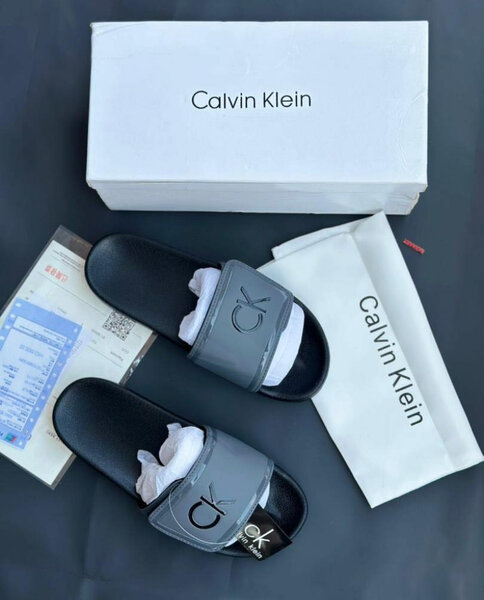 Sandales Calvin Klein modernes