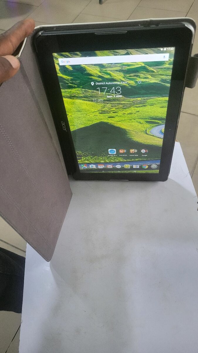 Tablette Acer avec étui