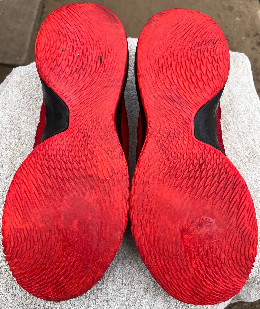 *NIKE ZOOM SHIFT 2 BRED AR0458