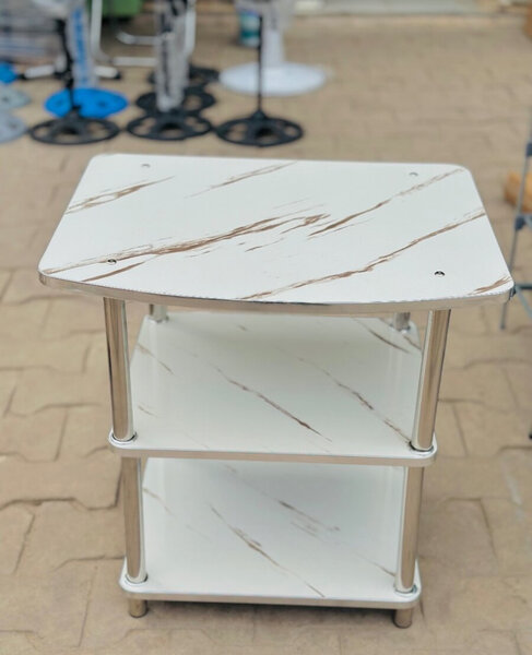 Meuble TV blanc marbré