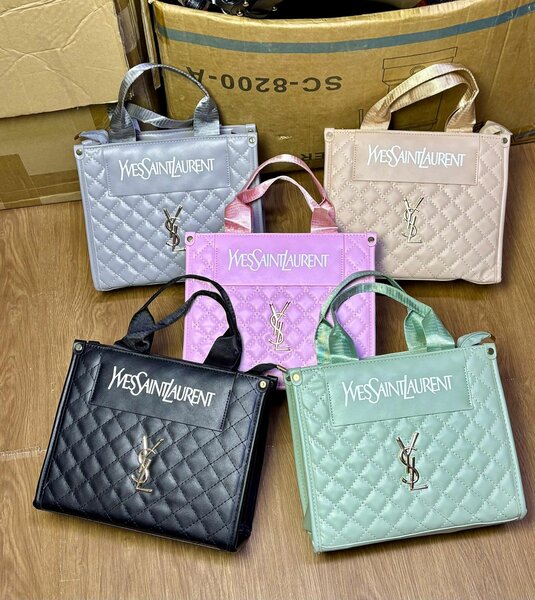 Sacs à main Yves Saint Laurent