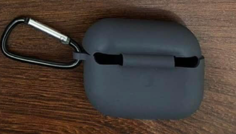 AirPods casings 