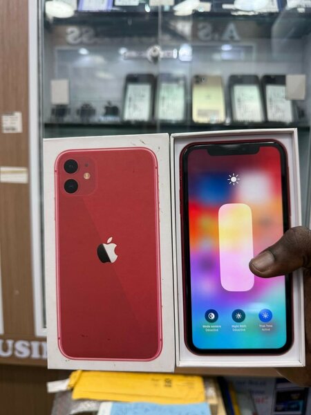iPhone 11