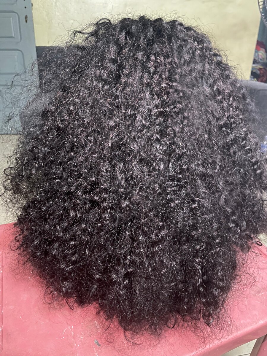 Perruque Bouclée Naturelle