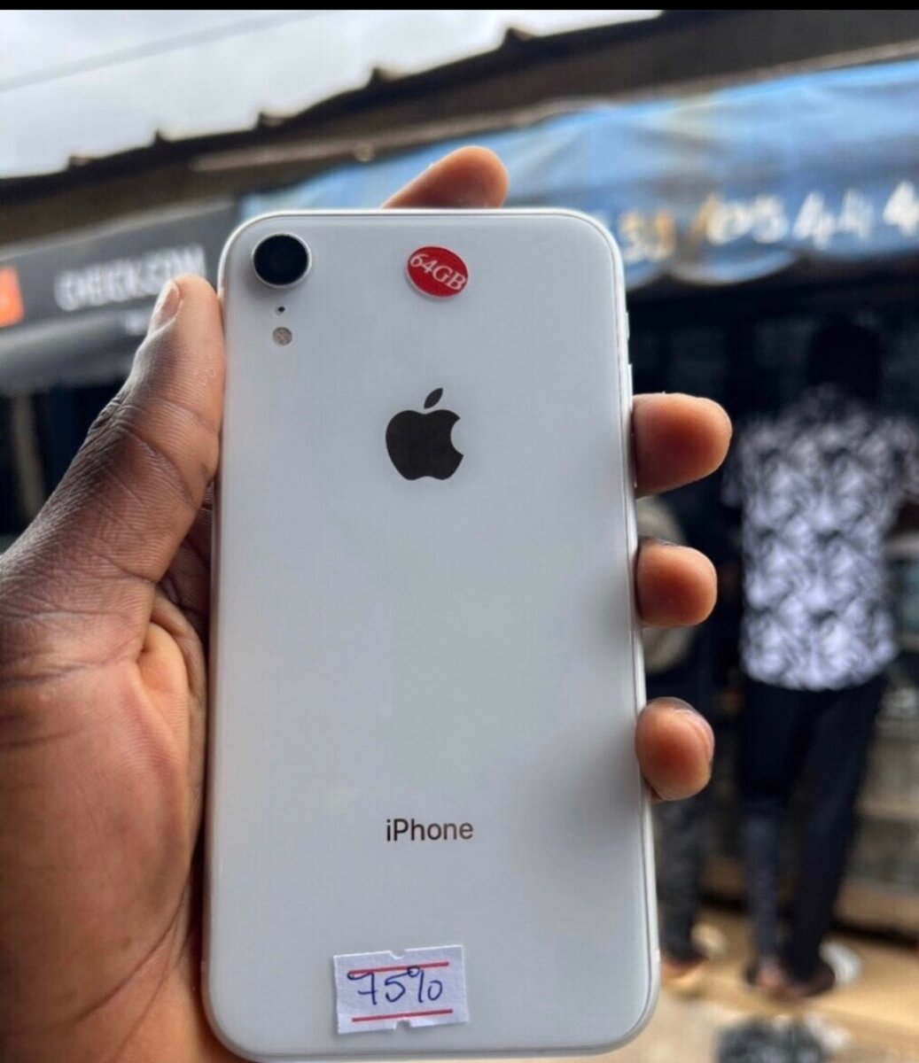 iPhone XR Blanc 64 Go