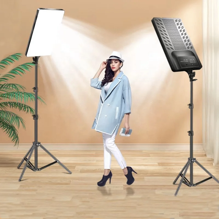 Lumière LED Studio RL-16