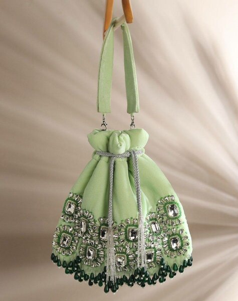 Sac Bourse Perlée Élegant