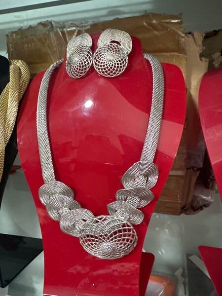 Bijoux en or plaqué argenté